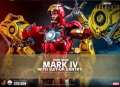 HOT TOYS DELUX Iron Man 2 QS021 Iron Man and Suit-Up Gantry 1/4 Scale Collectible Figure Set, снимка 2