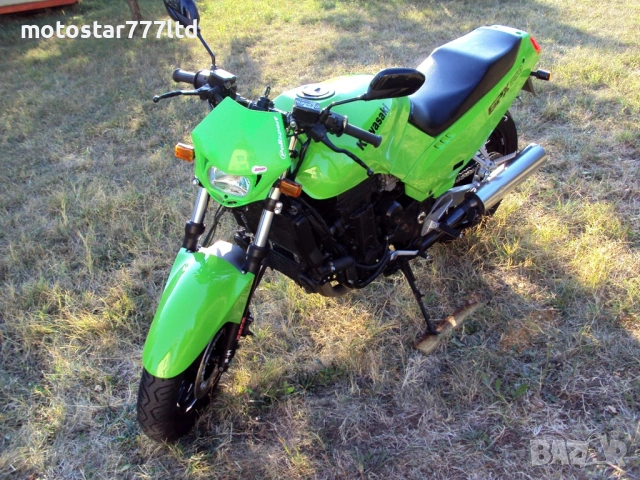 Мотоциклет Kawasaki Gpx750R-внос Швейцария, снимка 2 - Мотоциклети и мототехника - 54749271