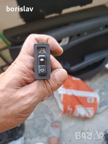 Оригинален бутон за гюрук (кабриолет) за BMW E36 / Z3 - OEM 61318363696