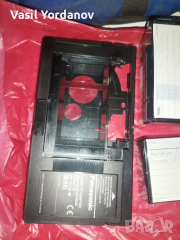 Преходник касета VHS, снимка 2 - Кабели и адаптери - 54876689