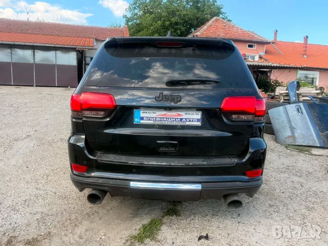 Jeep Grand Cherokee Summit 5,7 Hemi, снимка 8 - Автомобили и джипове - 55417678