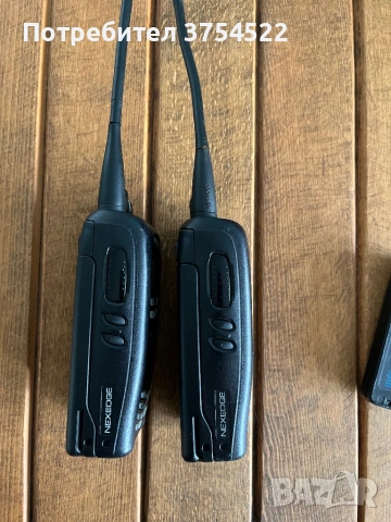 Радиостанции NX-300  VHF/UHF Цифрови портативни радиостанции, снимка 5 - Спортна екипировка - 54835175
