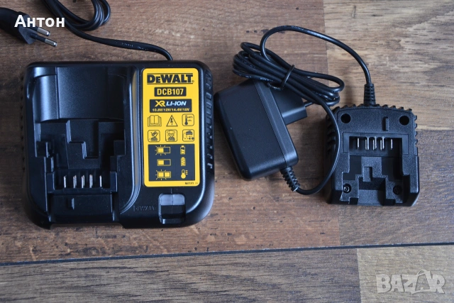 Нови Оригинални зарядни De WALT за 12V и 18V, снимка 2 - Винтоверти - 53496043