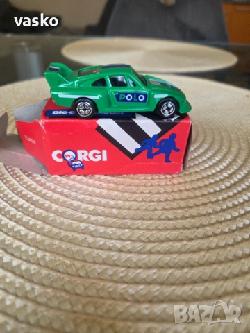 Английско Корги Порше 935 ново, снимка 3 - Колекции - 54171125