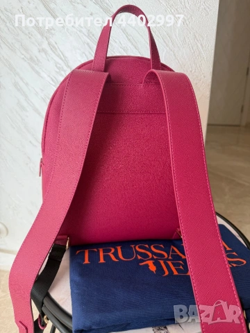 Дамска раница Trussardi, снимка 3 - Чанти - 54326465