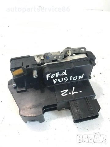 Брава за задна лява врата за Ford Fusion (2005) , снимка 2 - Части - 55089720