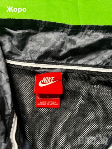 NIKE WINDBREAKER JACKET (BLACK CAMO), снимка 2 - Спортни дрехи, екипи - 54393850