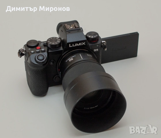 Продавам Panasonic Lumix S5 с обектив Lumix S 50mm f/1.8