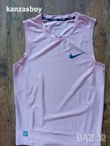 Nike Pro Combat - мъжки потник р-р М, снимка 2 - Тениски - 55502481