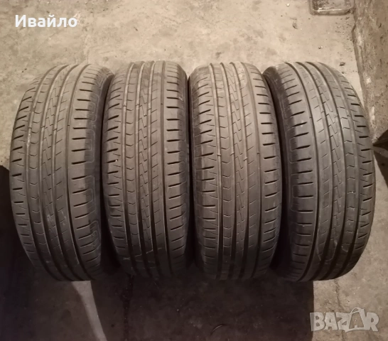 Продавам 2 броя летни гуми 205.60.16 на 1 сезон дот 2020 Vredestein 