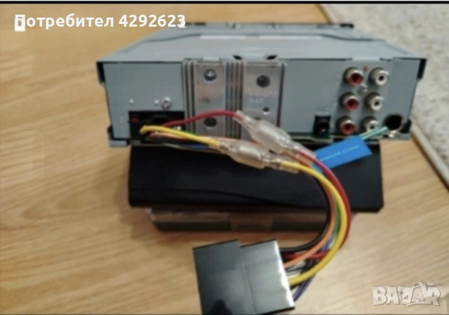 CD Player JVC модел KD-T922BT, снимка 5 - MP3 и MP4 плеъри - 54695652
