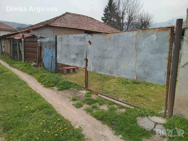 продава се къща с двор в с. Новаково, обл. Пловдив, снимка 11 - Къщи - 54191540