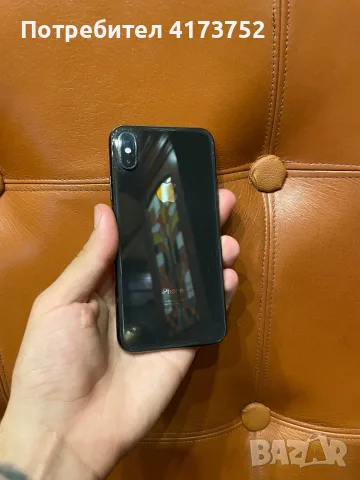 Продава се iPhone 10,с чисто нова батария,всичко работи перфектно