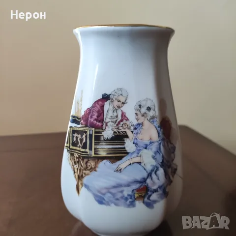 Порцеланова ваза, снимка 6 - Вази - 55482292