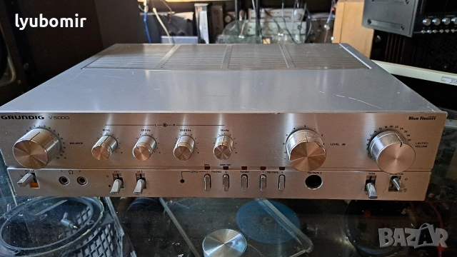 Grundig V-5000