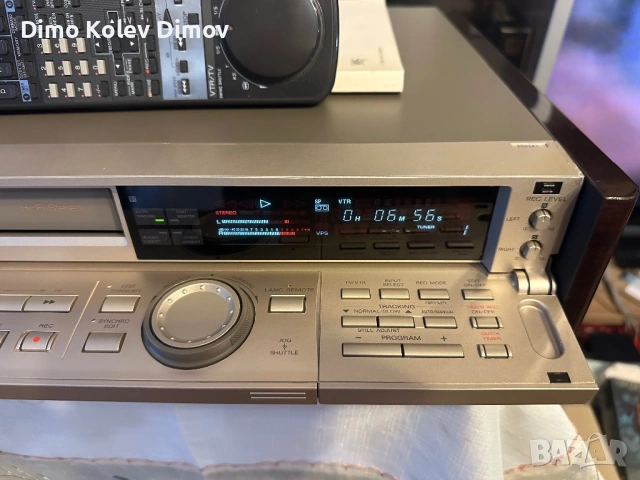 SONY SLV 825 Champagne Ultra Rare!, снимка 5 - Плейъри, домашно кино, прожектори - 54904650