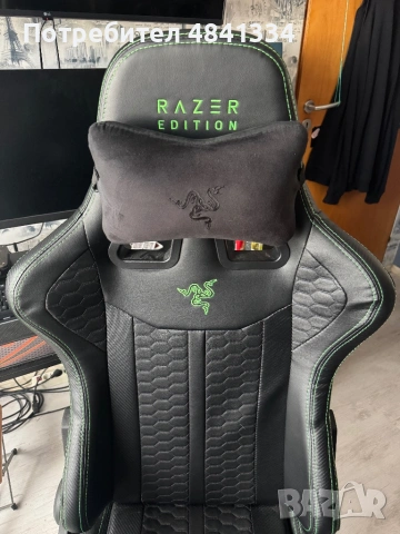 Геймърски стол RAZER, снимка 3 - Столове - 54712136