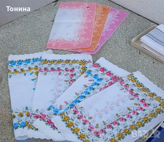 Дамски и мъжки носни кърпи , различни разцветки