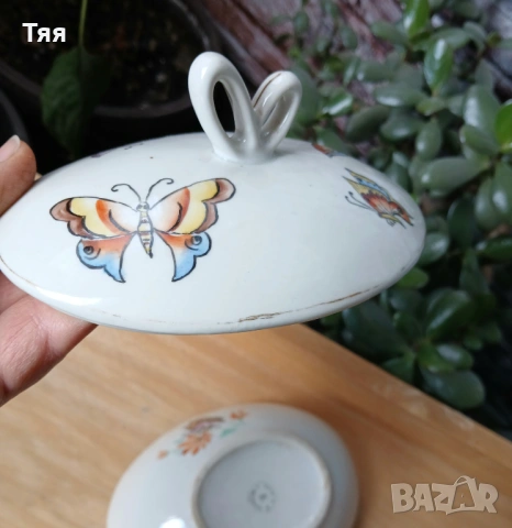 БГ порцеланова захарничка с пеперуди , снимка 6 - Аксесоари за кухня - 54098040