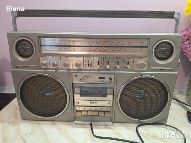 Стар радиокасетофон , снимка 2 - Други - 54279642