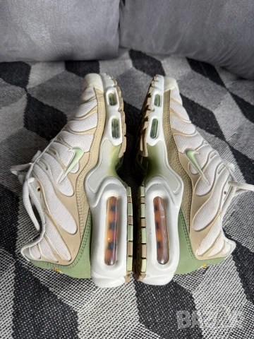 Nike Air Max Plus Honeydew Alligator (W), снимка 7 - Маратонки - 54390419