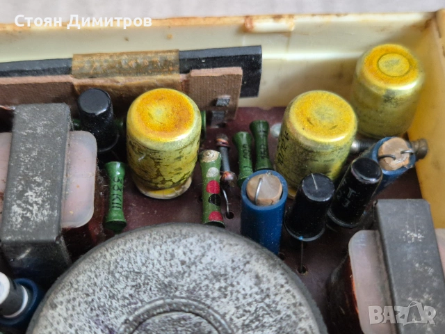  Български радиоприемник Ехо РДТ63, снимка 10 - Радиокасетофони, транзистори - 55154458