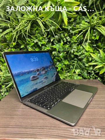 MacBook Pro 13" M2 | 512GB SSD | 8GB RAM | 95% Батерия | Като нов, снимка 3 - Лаптопи за работа - 54954412