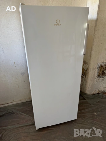 Фризер Indesit , снимка 3 - Фризери - 54229905