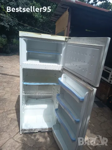 Хладилник Indesit, снимка 2 - Хладилници - 55663357