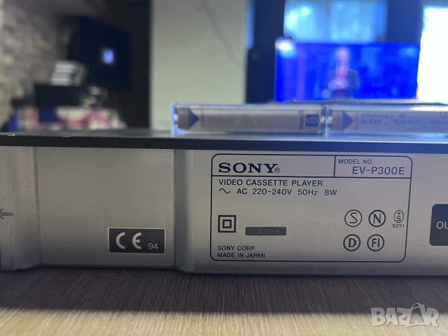 SONY EV-P300E HI8, снимка 11 - Плейъри, домашно кино, прожектори - 55229642