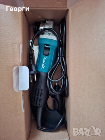 Ъглошлайф Makita GA5030R, 720 W, Ø 125 мм, снимка 2 - Шлайфмашини - 54390921