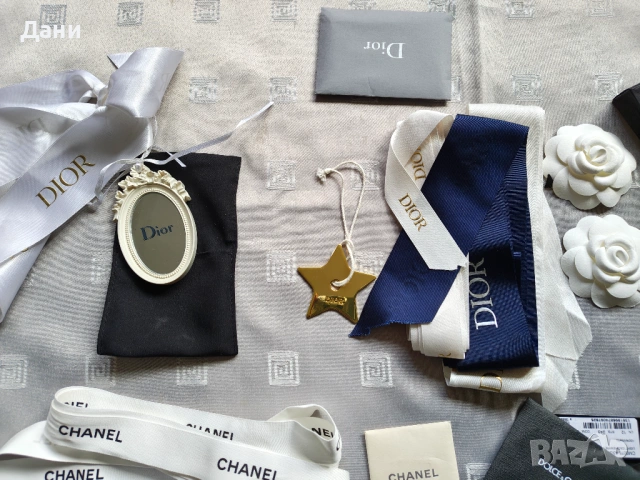 Огледало Christian Dior , снимка 13 - Други - 34841356