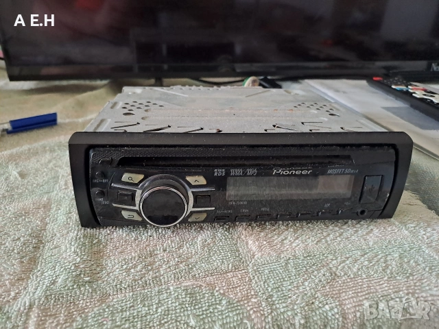 Pioneer DEH-2300UB CD-USB AUX плейър/тунер 