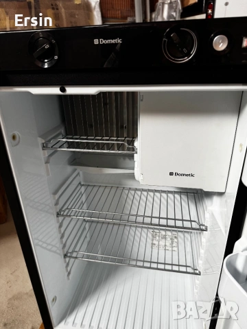 Хладилник Dometic RM5380 (Свален от чисто нов Кемпер) , снимка 8 - Хладилни чанти - 54614779