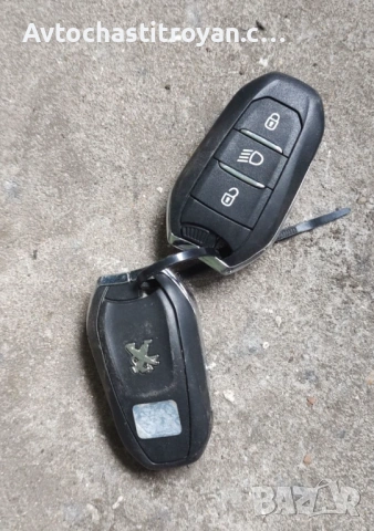 Комплект ключове с честота 433.92Mhz Peugeot 208, 2008, 3008, Citroen C4 - 98 097 814 ZD, снимка 2 - Части - 54917084