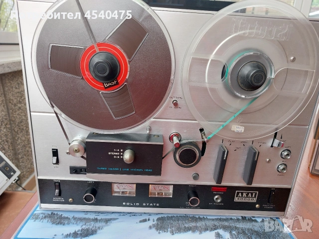 Ролков магнетофон AKAi 4000 D