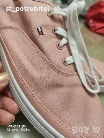 Tommy Hilfiger Women's Essential Kesha , снимка 2 - Кецове - 55647403