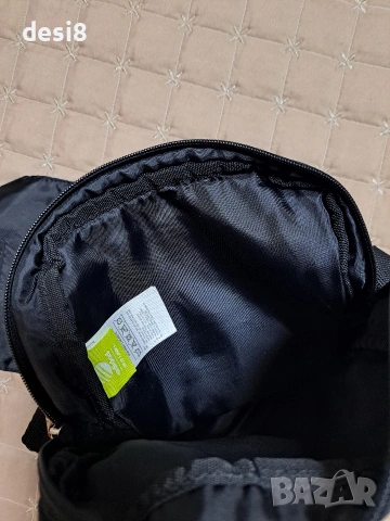 Мъжка чантичка Adidas, снимка 3 - Чанти - 55072485