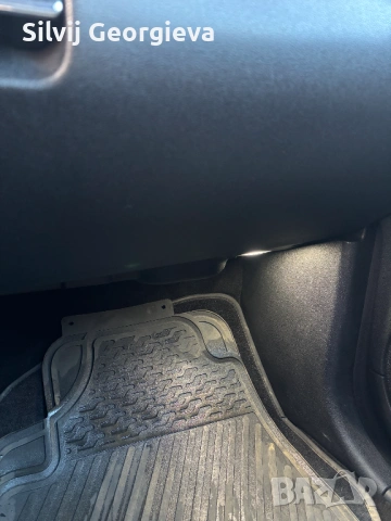 Mercedes-Benz ML 320 ОБСЛУЖЕН - Android Auto CarPlay * Airmatik * TOP, снимка 17 - Автомобили и джипове - 54321649