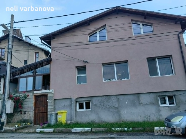 Продавам къща в лозен 