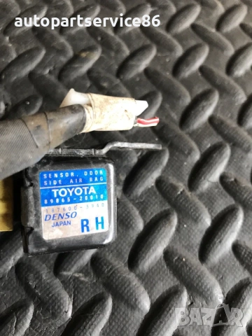 Сензор за удар за Toyota Celica  (2002) 89865-20010 187600-3940, снимка 2 - Части - 54361526