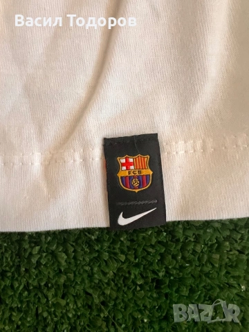 Лицензирама тениска на Барселона/ Barcelona/ Nike oversize, снимка 3 - Тениски - 55050425