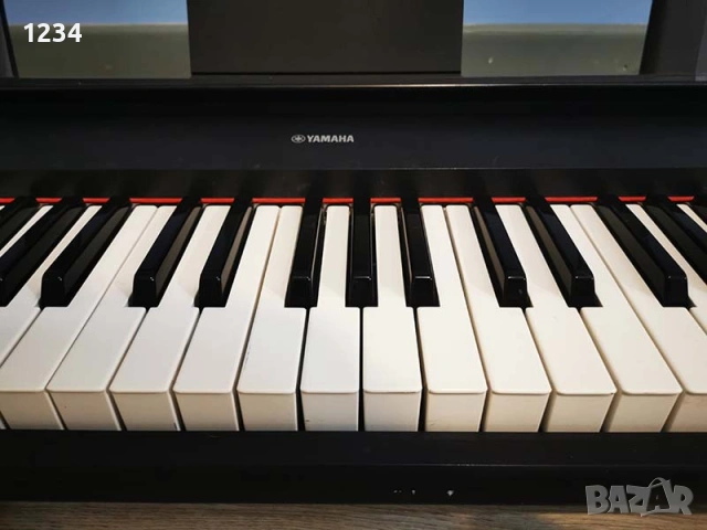 Дигитално пиано YAMAHA PIAGGERO NP11 синтезатор динамична клавиатура 5 октави , снимка 4 - Синтезатори - 53949186