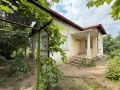 Продава се къща 152 кв и гараж, с двор 2 декара , снимка 1
