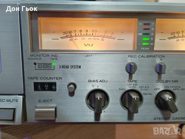 Касетен дек Hitachi D-90s, снимка 8 - Декове - 53953446