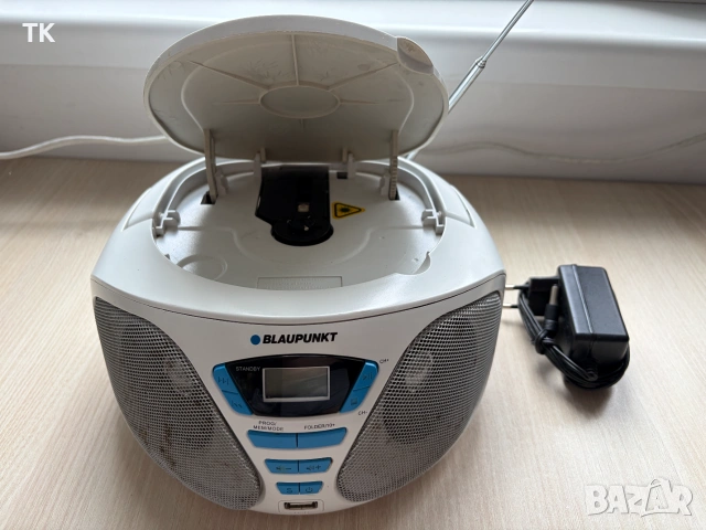 Продавам aудио микросистема Blaupunkt Boombox BB5WH с проблеми, снимка 3 - Радиокасетофони, транзистори - 55125561