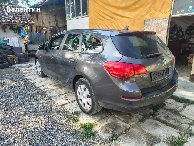 На Части Opel Astra J 1, 7cdti А17DTR , снимка 6 - Автомобили и джипове - 55436802