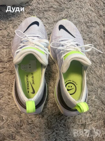 Дамски маратонки Nike zoomx, снимка 2 - Маратонки - 55546813