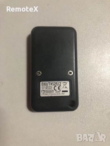 E80/TX52R/2 дистанционно управление за гаражни врати Roger Technology с фиксирана честота 433.92 MHz, снимка 3 - Дистанционни - 54598706