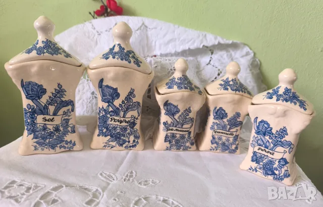 Порцеланови буркани 